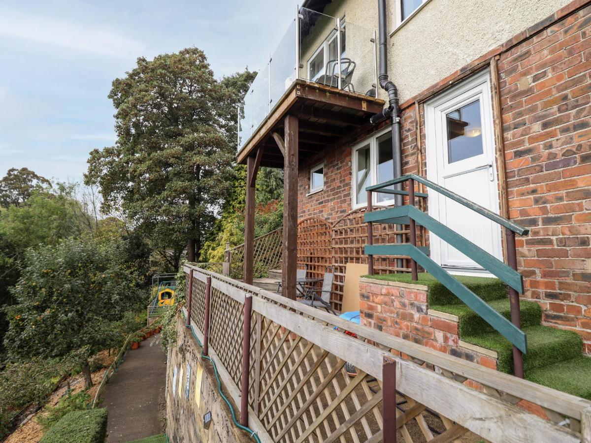 Westoe Hideaway Villa Llangollen Exterior photo